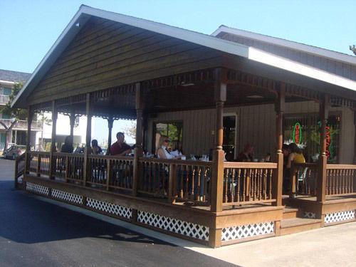 Motel Island